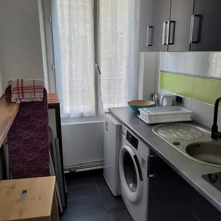 Apartamento Joli Ligne 13 A Station Chatillon